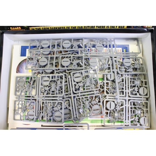 186 - Games Workshop / Fantasy Gaming - Six boxed sets to include 2 x Man O War, Warhammer 40000 0151, War... 