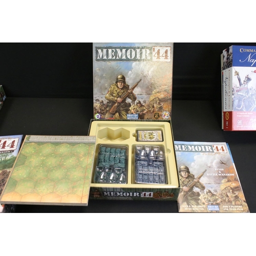 191 - Games Workshop / Fantasy Gaming - 28 Boxed accessories to include 17 x Netrunner, 5 x Memoir 44, 4 x... 