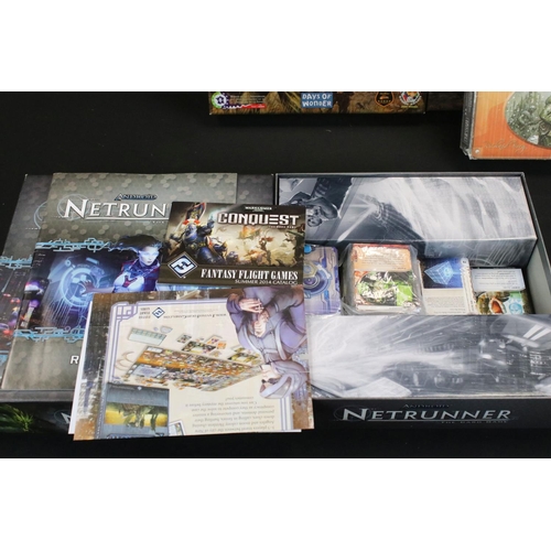 191 - Games Workshop / Fantasy Gaming - 28 Boxed accessories to include 17 x Netrunner, 5 x Memoir 44, 4 x... 