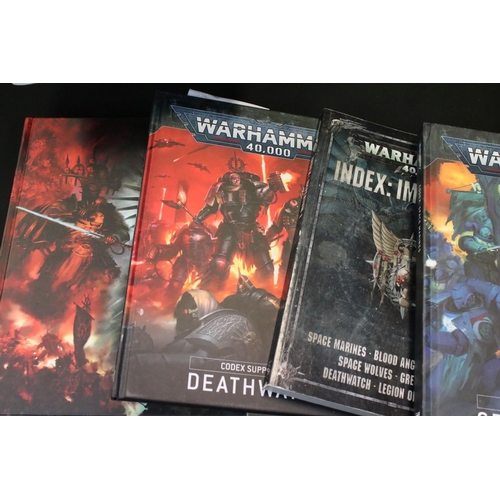 192 - Games Workshop / Fantasy Gaming - Large quantity of books, magazines, manuals featuring Warhammer 40... 