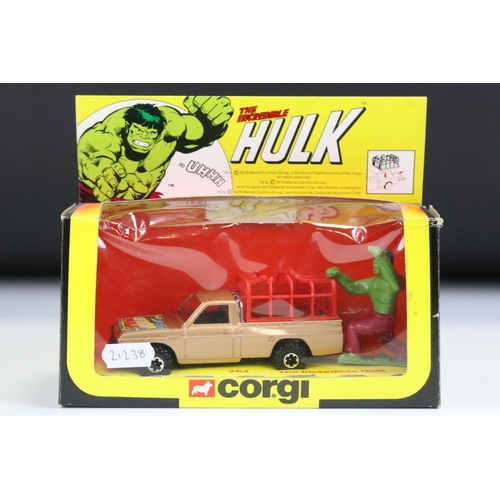 1390 - Boxed Corgi 264 The Incredible Hulk diecast model complete with figure, diecast excellent, a touch o... 