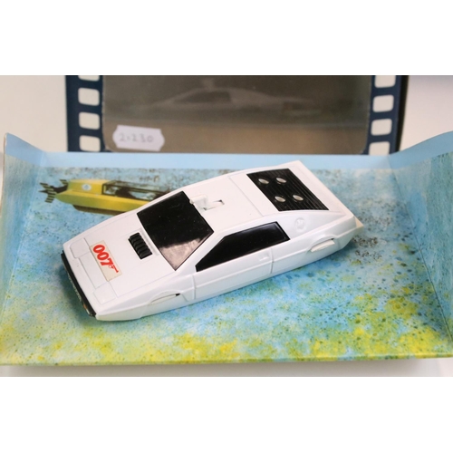 1393 - Boxed Corgi 269 James Bond 007 Lotus Esprit diecast model, diecast excellent, box with 1