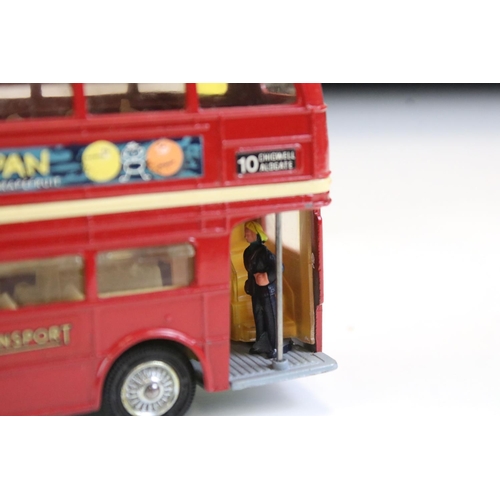 1415 - Two boxed Corgi 468 London Transport Routemaster Bus diecast models, both variant boxes and decals, ... 