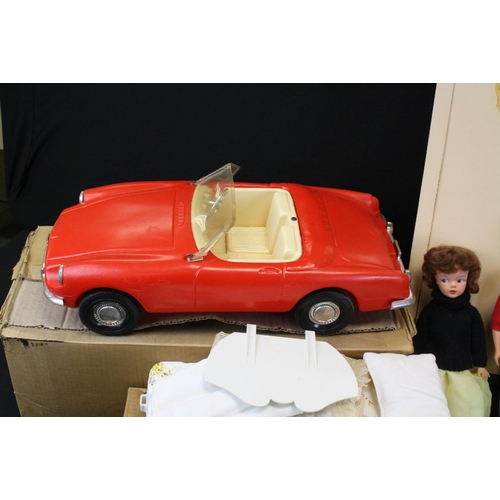 442 - Collection of fashion dolls, furniture, accessories and clothing to include Sindy (boxed Pedigree Si... 