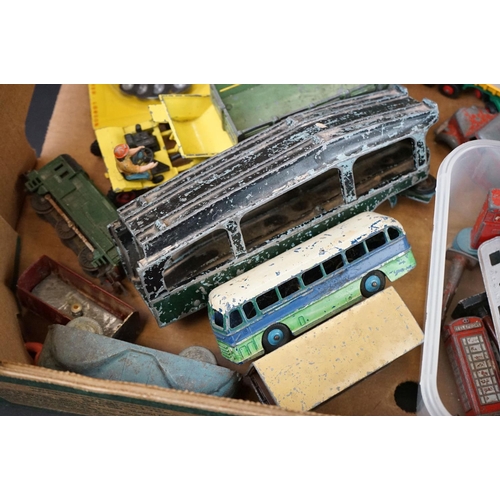 1290 - Collection of mid 20th C play worn diecast models, road signs & street furniture, to include Dinky, ... 