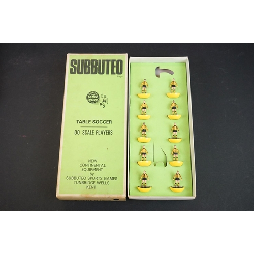 297 - Subbuteo - Six boxed Scottish HW Subbuteo teams to include 24 Queens Park, 46 Motherwell, Hearts, Be... 