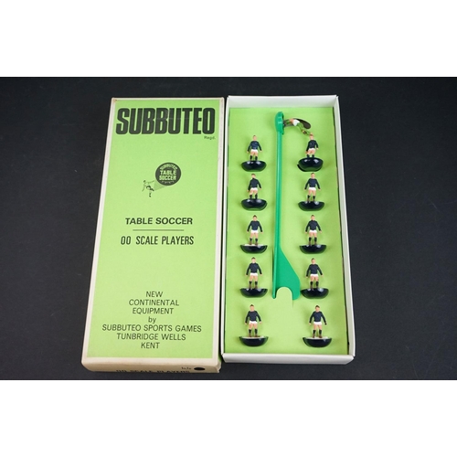 297 - Subbuteo - Six boxed Scottish HW Subbuteo teams to include 24 Queens Park, 46 Motherwell, Hearts, Be... 