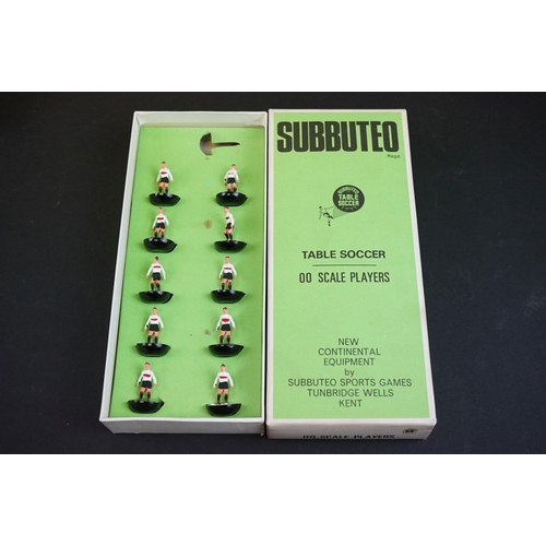 298 - Subbuteo - Five boxed HW Subbuteo teams to include 2 x 59 River Plate (one thick red hoop, the other... 