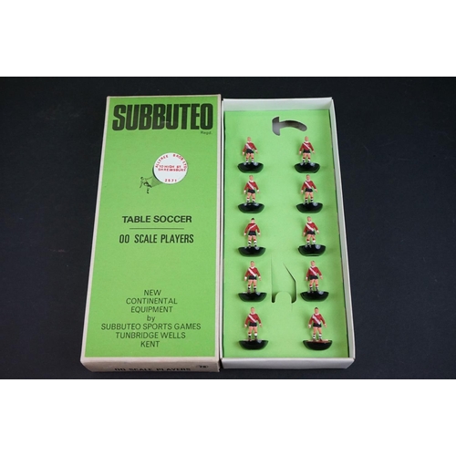 298 - Subbuteo - Five boxed HW Subbuteo teams to include 2 x 59 River Plate (one thick red hoop, the other... 