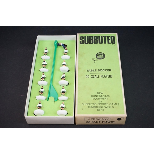 301 - Subbuteo - Five boxed HW Subbuteo International teams to include Czechoslovakia, Romania, Sweden, Bu... 