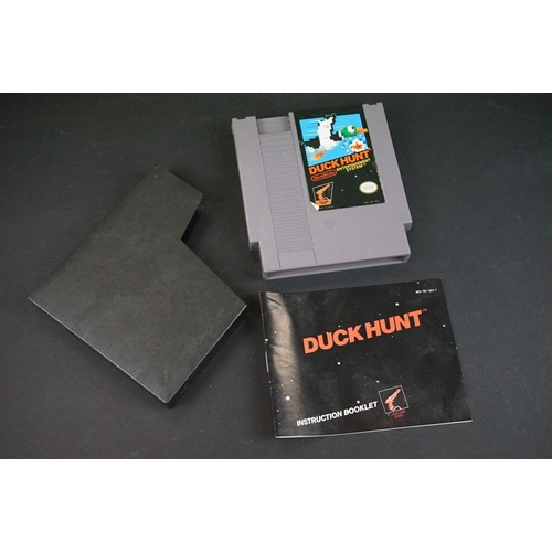 385 - Retro Gaming - Boxed Nintendo NES Deluxe Set with Duck Hunt game plus a boxed NES Advantage