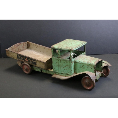 291 - Triang Transport 1920's tinplate tipper truck with green cab & chassis (shows heavy play wear / weat... 