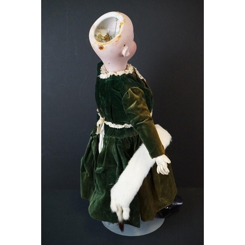 403 - Simon & Halbig bisque headed doll marked 1039 German HALBIG S&H 10 1/2 to neck, flirty blue glass ey... 