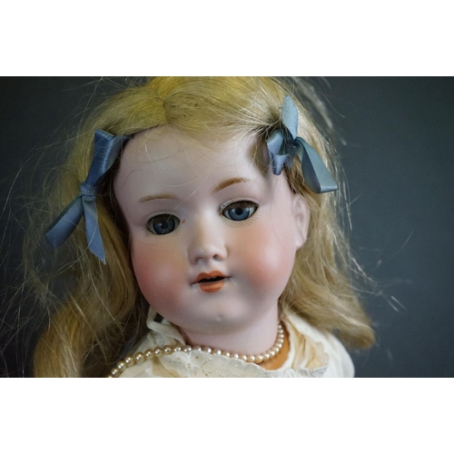 405 - Three early 20th C Armand Marseille bisque headed dolls to include marked Germany 990 A14M (loose wi... 