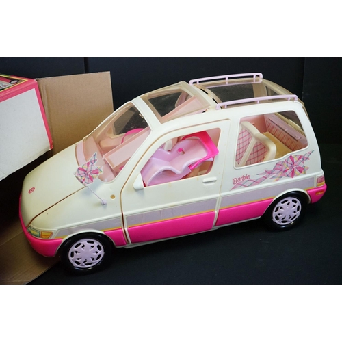 407 - Boxed Mattel Barbie Picnic Van plus a quantity of Bluebird Mini and The Goo Goos items to include bo... 