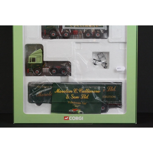 1077 - Boxed Corgi CC99154 Moreton C Cullimore ltd edn diecast model 2 piece set with certificate (diecast ... 