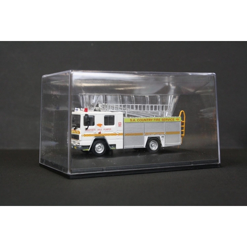 1083 - 35 Cased 1/76 Oxford Fire diecast models, diecast ex, boxes ex overall