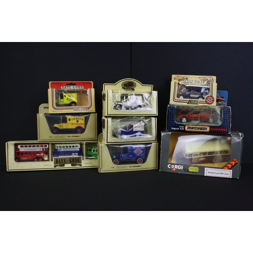 1087 - Collection of  over 40 mostly boxed diecast models, to include Matchbox, Exclusive First Editions, L... 