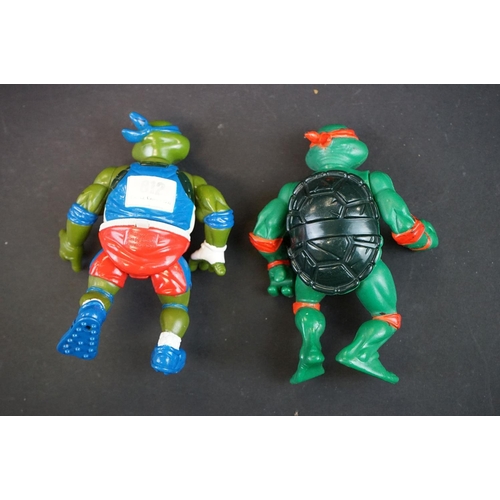 390 - Collection of 1980's plastic figures & vehicles to include Teenage Mutant Ninja Turtles, Asterix, Br... 