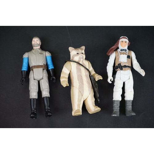 394 - Stars Wars - 17 Original Star Wars figures to include Boba Fett, Luke Skywalker X-Wing Pilot, Empero... 