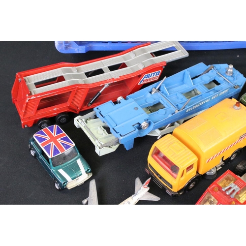 1275 - Quantity of mid 20th C onwards play worn diecast models to include Morestone Series Noddy, Dinky Con... 