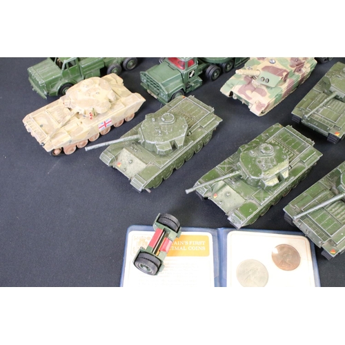 1275A - 10 Mid 20th C onwards play worn diecast military models to include Dinky & Corgi examples featuring ... 