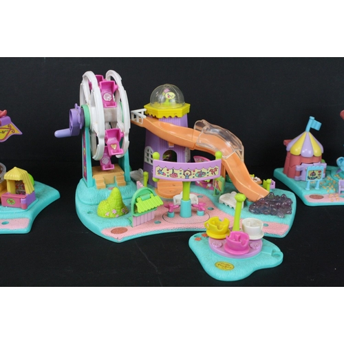 400 - Five mid 1990s Bluebird Polly Pocket play sets / accessories with 14 x related figures