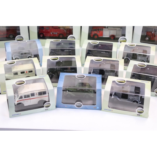 1052 - 24 Cased 1/76 Oxford diecast models to include 18 x Commercials, 4 x Omnibus and 2 X Automobile plus... 