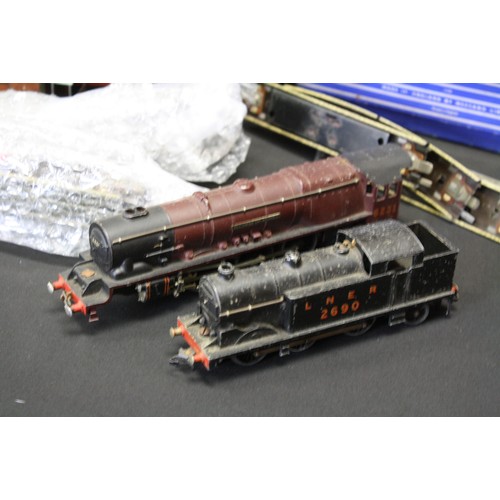 133A - Boxed Hornby Dublo Passenger Train 