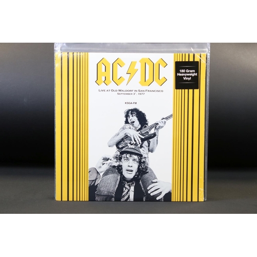 314 - Vinyl - 6 AC/DC LPs to include 180gm reissues, private press live recordings and others.  Mostly at ... 