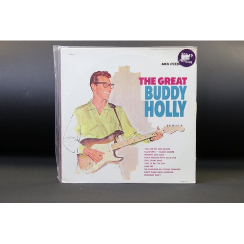 323 - Vinyl - 31 Buddy Holly LPs and 1 Box set including foreign pressings, sealed examples etc.  Vg overa... 