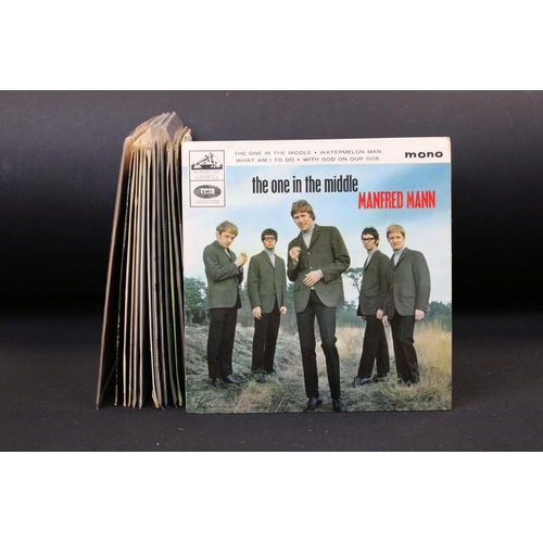 233 - Vinyl - 16 Mod / Beat 1960s original UK EP 7” 45rpm singles to include: The Kinks (3 EPs), Bern Elli... 