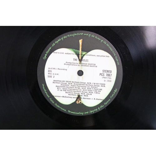 604 - Vinyl - The Beatles White Album original UK Stereo pressing top opener No. 0397617 with black inners... 