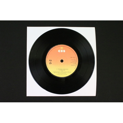 645 - Vinyl - U2 –Three - Original Irish 1979 1st pressing 7” on CBS sunburst label (CBS 7951), UKTM numbe... 