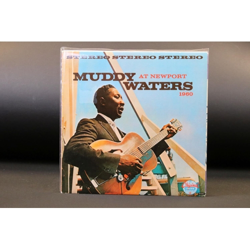 393 - Vinyl - 13 Blues LPs, 1 box set and 1 EP to include Muddy Waters x 2, Bukka White, Sonny Boy William... 