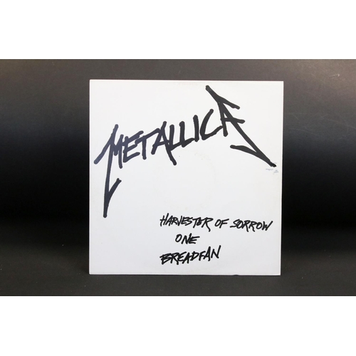 453 - Vinyl - Metallica, 1 album and 5 12” singles to include: Master Of Puppets (UK with printed inner), ... 