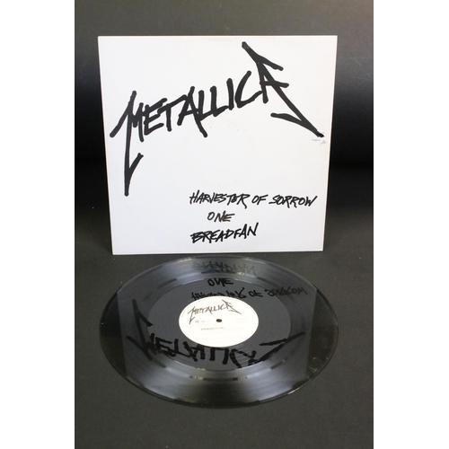 453 - Vinyl - Metallica, 1 album and 5 12” singles to include: Master Of Puppets (UK with printed inner), ... 