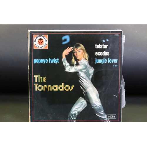 363 - Vinyl - 10 The Tornados LPs and 37 EPs / 7