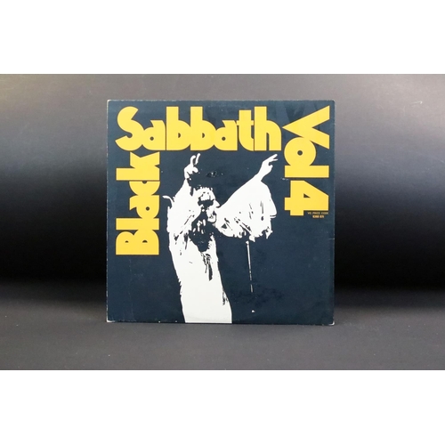 447 - Vinyl - Black Sabbath, 3 UK albums on spiral Vertigo labels to include: Black Sabbath (UK 2nd pressi... 