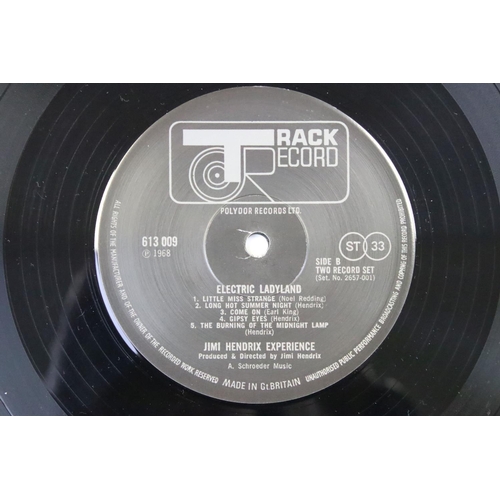 798 - Vinyl - Jimi Hendrix Electric Ladyland on Track 613008/9.  Side A/B C/D to label, white text to inne... 