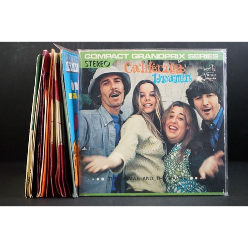 220 - Vinyl - 23 The Mamas And The Papas and Solo members 7” 45rpm singles to include early releases and f... 