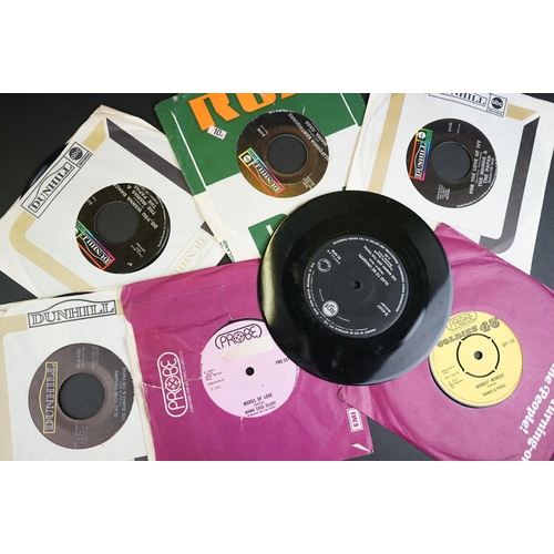 220 - Vinyl - 23 The Mamas And The Papas and Solo members 7” 45rpm singles to include early releases and f... 