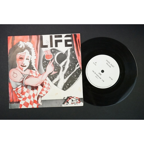 643 - Vinyl – 20 Post Punk / New Wave / Power Pop UK 7” singles to include many rarities including: Life -... 