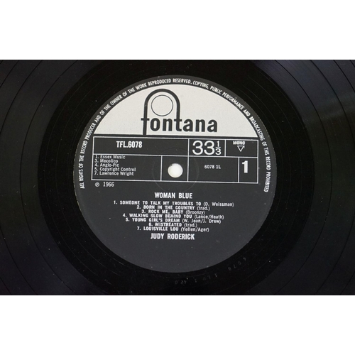 688 - Vinyl & Autographs – 18 Female Folk / Acid Folk original albums including many private pressings to ... 