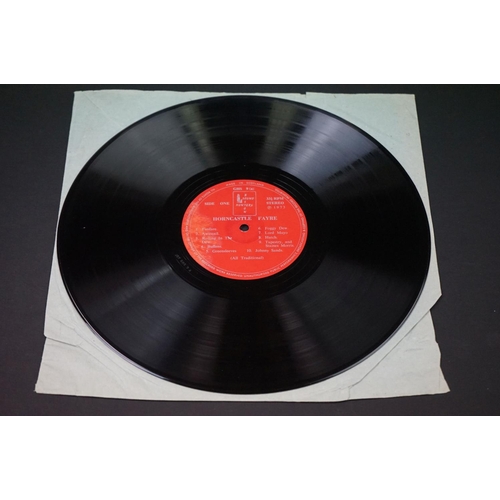 689 - Vinyl – 6 Rare folk / acid folk albums including private pressing to include: Ferre Grignard – Capta... 