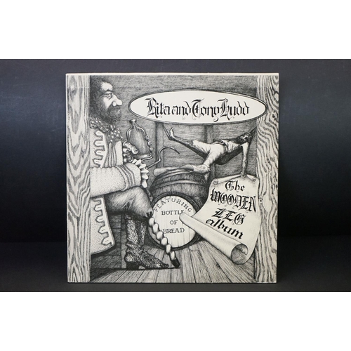 689 - Vinyl – 6 Rare folk / acid folk albums including private pressing to include: Ferre Grignard – Capta... 