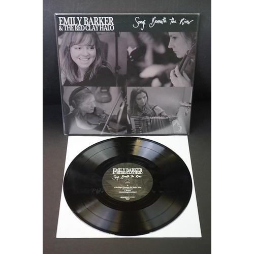 691 - Vinyl & Autographs – 8 Modern Folk albums and two 10” records to include: Mick Wills – Magic Garden ... 