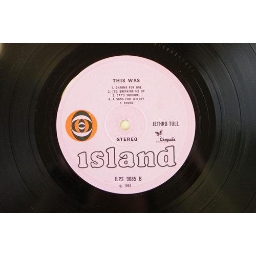 132 - Vinyl - 5 albums by Jethro Tull on Island Records to include: This Was (pink bullseye labels, wide s... 