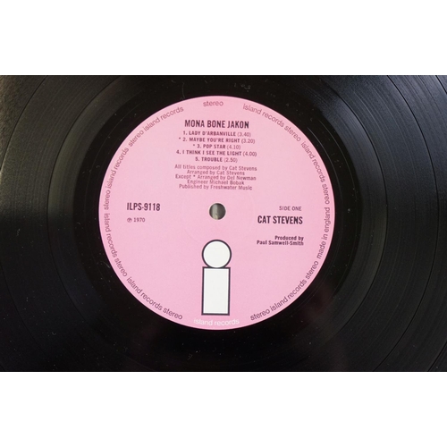 134 - Vinyl - 6 original pressing albums on the pink i Island Records labels to include: Fotheringay – Fot... 