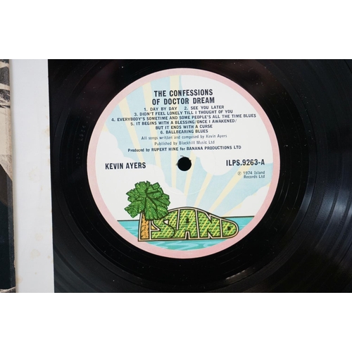 136 - Vinyl - 12 UK pressing albums on Island Records to include: Nick Drake – Heaven In A Wild Flower - A... 